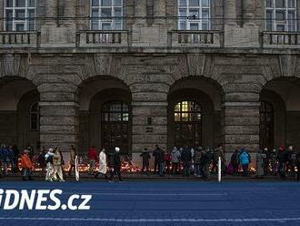 Po útoku na univerzitě zasedá krizový štáb. Studenti si přišli pro osobní věci