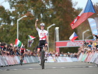 Van Empelová je poprvé mistryní světa v cyklokrosu, juniorka Dlasková byla osmá