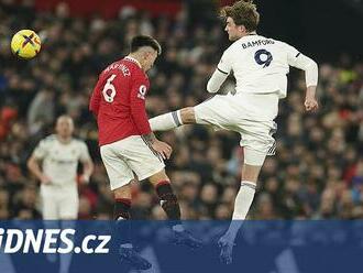 Manchester United dohnal dvougólové manko, s Leedsem však jen remizoval