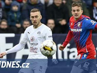 Slovácko - Plzeň 2:0, domácí znovu neinkasovali, Viktoria nevyužila ztrátu lídra