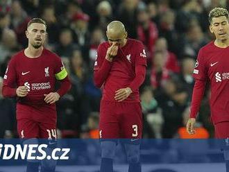 Vyřízený Liverpool, směšná obrana. Hráči jsou k nepoznání, otřesné, říkají experti