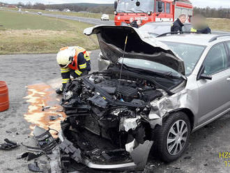 Na silnici 26 mezi Staňkovem a obcí Chučov došlo k dopravní nehodě nákladního a osobního automobilu…