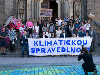 Z Pařížské dohody neplyne závazek pro Česko. Klimatická žaloba se vrací k první instanci