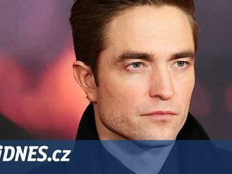 Je to až nebývale návykové, říká o dietách Robert Pattinson