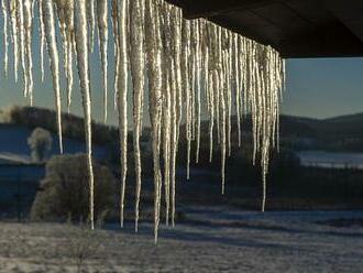 Meteorologové varují před silným mrazem. Teploty klesnou pod minus 12 stupňů