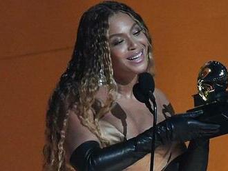 Ceny Grammy ovládla Beyoncé. Zpěvačka pokořila historický rekord