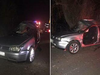 TRAGICKÁ nehoda: Vodič zišiel z cesty, silný náraz NEPREŽIL 17-ročný chlapec! FOTO