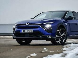 TEST: Citroen C5X 1.6 PureTech 180 Shine – návrat ke kořenům se spoustou inovací