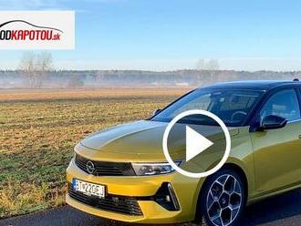 VIDEOTEST: Opel Astra - bez pluginu, bez hybridu, s automatom. Akurát