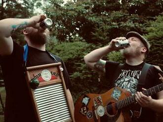 Country a folk punk jízda ze států: Beelzebob & The Screamin Demons a jejich nová deska