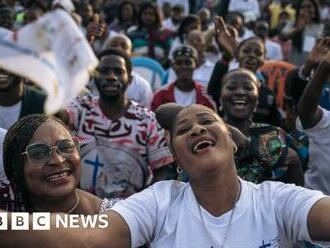 Pope Francis in DR Congo: A million celebrate Kinshasa Mass