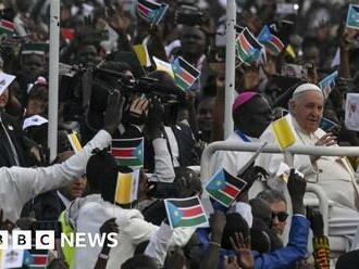 Pope Mass in South Sudan: Pontiff urges people to reject 'venom of hatred'