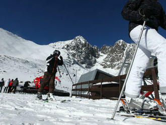 Tatry Mountain Resorts: Bezpečnosť na svahoch by mohla zlepšiť lyžiarska polícia