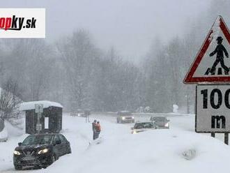 MIMORIADNA situácia na Slovensku: Sever krajiny zasiahla v piatok snehová kalamita! Sobota v znamení silného vetra