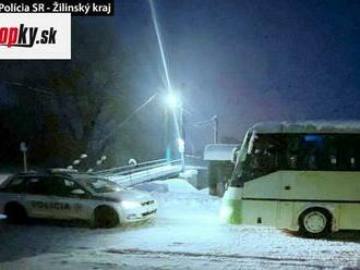 Polícia obvinila vodiča autobusu z Oravy, ktorý pod vplyvom alkoholu viezol ľudí