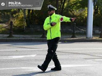 Policajti chytili niekoľkých nezodpovedných vodičov, šoférovali opití alebo so zákazom