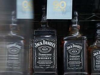 Houba rostoucí v ovzduší s alkoholem trápí lidi v okolí destilérky Jack Daniel's