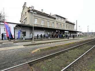 Od neděle nepojedou asi 2 roky vlaky mezi Masarykovým nádražím a Dejvicemi