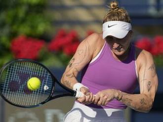 Vondroušová vyřadila v Indian Wells v českém derby Bouzkovou, dál jde i Muchová