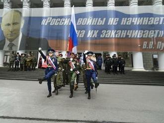 Putin navštívil Krym, média dávají cestu do souvislosti s výročím anexe