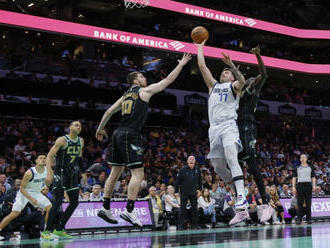 Dončičových 40 bodů nestačilo, Dallas v NBA opět podlehl Charlotte