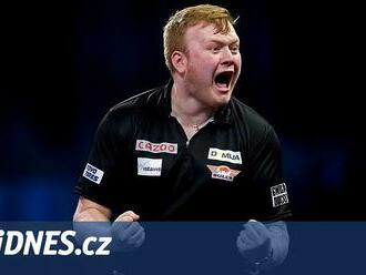 Historický úspěch pro šipkaře Gawlase, na UK Open prošel do semifinále