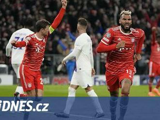 Bayern v odvetě osmifinále LM opět vynuloval PSG a postupuje, dál jde i AC Milán