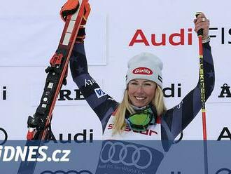 Shiffrinová ovládla obří slalom v Aare a vyrovnala Stenmarkův rekord