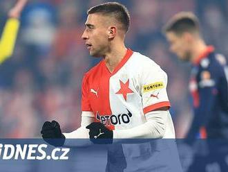 Ukázali jsme pravou tvář Slavie, těšilo Lingra. Při oslavě ho zavalili