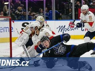 Florida uťala sérii porážek, výhry slaví i Islanders a Minnesota