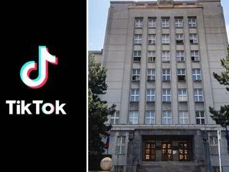 Ministerstvo vnútra VARUJE svojich zamestnancov: Vymažte si TikTok, je to HROZBA