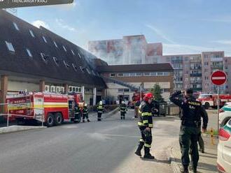 Ďalší ničivý POŽIAR: Plamene zachvátili obchodné centrum, škody sú obrovské