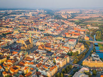 Plzeň je jako jediné české město součástí evropského projektu Climaborough - rozpočet projektu činí  220 tisíc eur