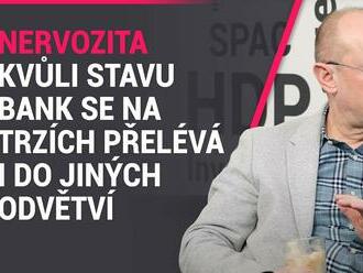 Nervozita kvůli stavu bank se na trzích přelévá i do jiných odvětví. Nakupuji ve slevě Komerční banku, ale třeba i těžební firmy, říká zkušený investor