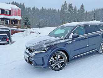 Kia Sorento PHEV: Velký kočár si v zimní slotě poradí