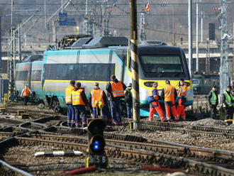 V Žiline sa vykoľajil vlak Pendolino, k zraneniam nedošlo