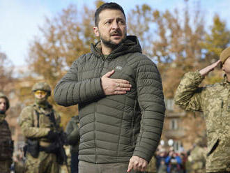 Zelenskyj: Ukrajina nemôže začať protiofenzívu, čaká na muníciu