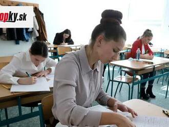 Začína sa maturitný týždeň: Žiakov čaká test a sloh zo slovenčiny