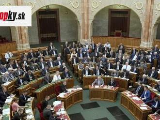 Maďarský parlament bude dnes hlasovať o vstupe Fínska do NATO