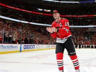 Jonathan Toews v Chicagu končí. Skončí však aj v celej NHL? + video