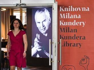 V Brně se otevřela Knihovna Milana Kundery, autor ji daroval rodnému městu