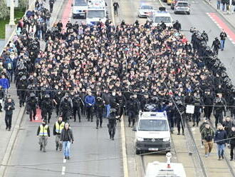 Pražská policie v souvislosti se zápasem Slavia-Sparta zajistila 17 lidí