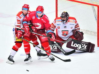 Třinec vyhrál první finále v Hradci Králové 4:2, rozhodl Voženílek