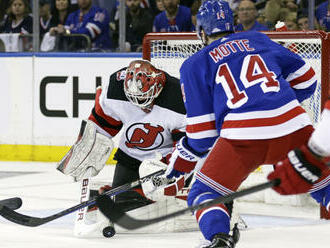 New Jersey uspělo poprvé v play off, Toronto vyhrálo v Tampě