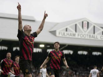 Fotbalisté Manchesteru City porazili Fulham a poprvé od února vedou ligu