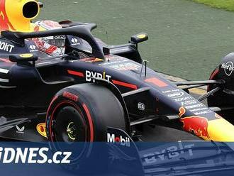 Verstappen v Austrálii vyhrál kvalifikaci formule 1, Pérez odstartuje poslední