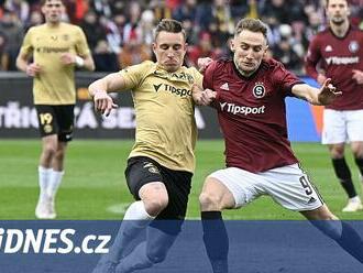 ONLINE: Sparta - Brno 2:1, bleskový obrat i díky Kuchtovi, Alli trefuje tyč