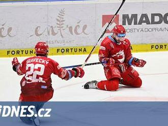 Pardubice - Třinec 0:3. Pevnou obranou vstříc úspěchu, hosté srovnali stav série