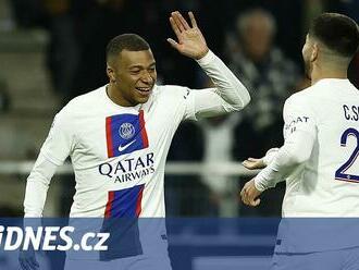 Fotbalisté PSG díky dvěma gólům Mbappého vyhráli v Angersu