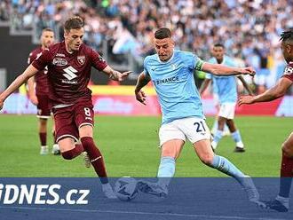 Lazio podlehlo Turínu a může přijít o druhé místo. Salernitana porazila Sassuolo